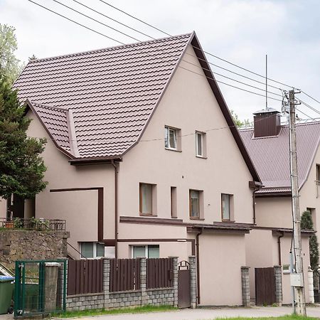 Groundfloor Apartment On The Green Hill Kowno Zewnętrze zdjęcie